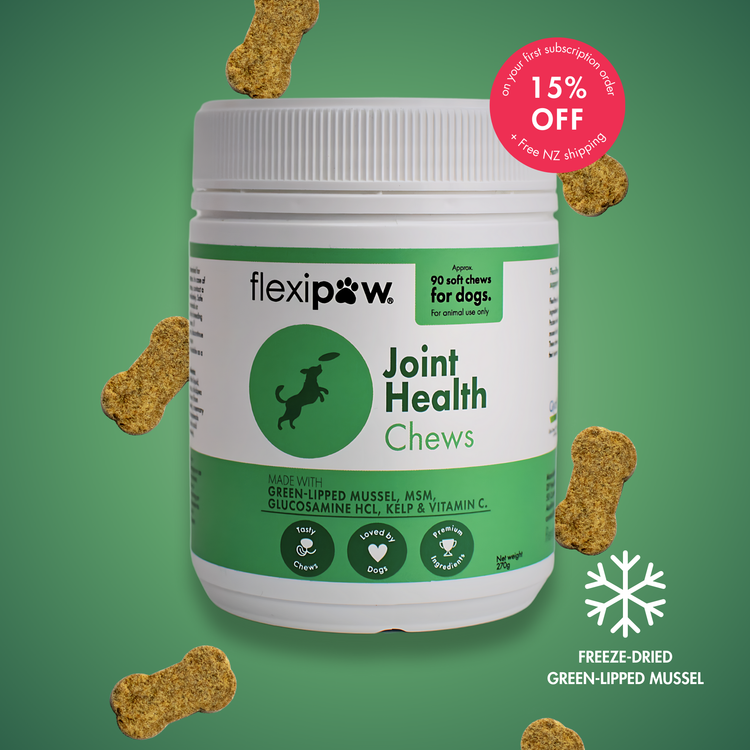 Bottle of FlexiPaw Joint Health Chews for dogs surrounded by brown bone-shaped chew supplements. With an icon of snowflake with text 'freeze-dried green-lipped mussel'.